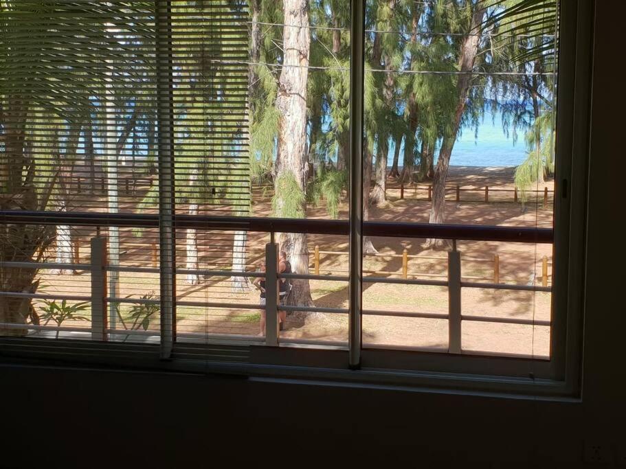 Beachfront Apartment Flic en Flac Exterior foto